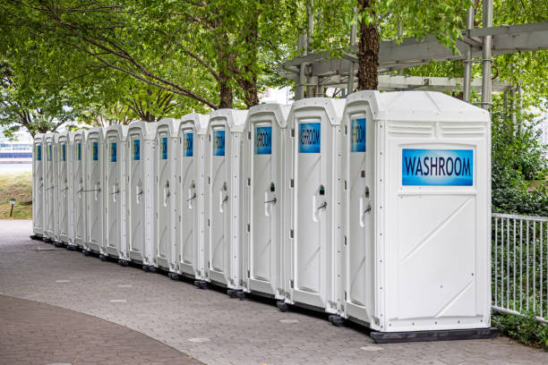 Best Portable bathroom rental  in Floral Park, NY